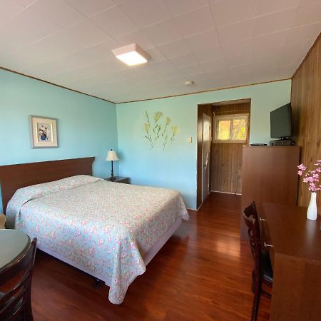 Motel Des Erables Coteau-du-Lac Esterno foto