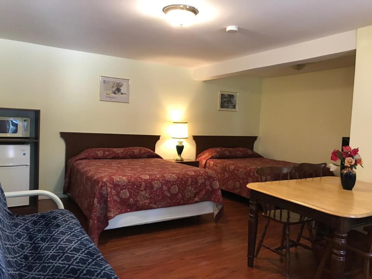 Motel Des Erables Coteau-du-Lac Esterno foto