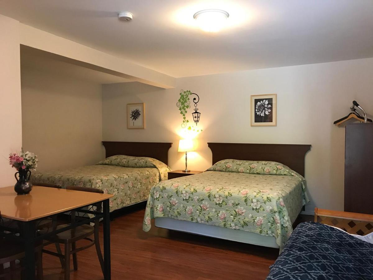 Motel Des Erables Coteau-du-Lac Esterno foto