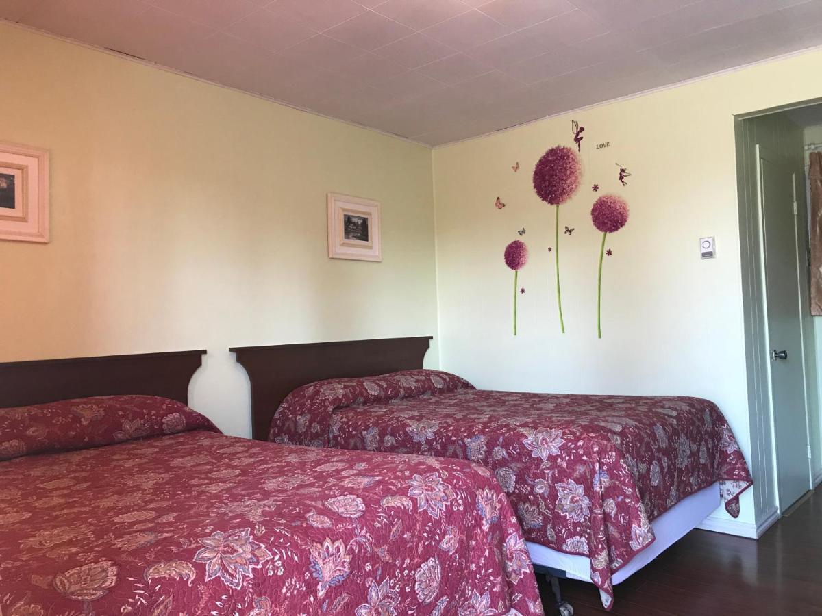 Motel Des Erables Coteau-du-Lac Esterno foto