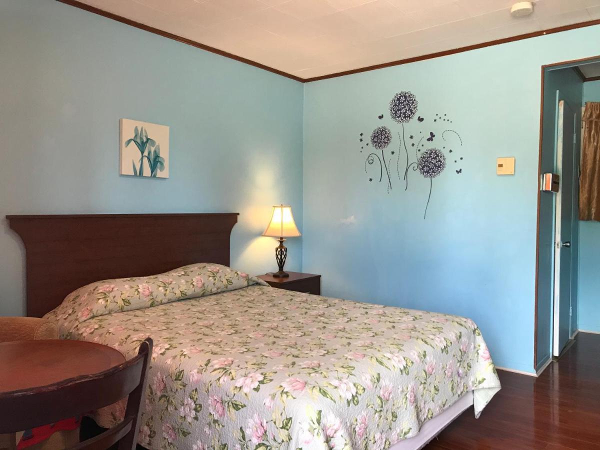 Motel Des Erables Coteau-du-Lac Esterno foto