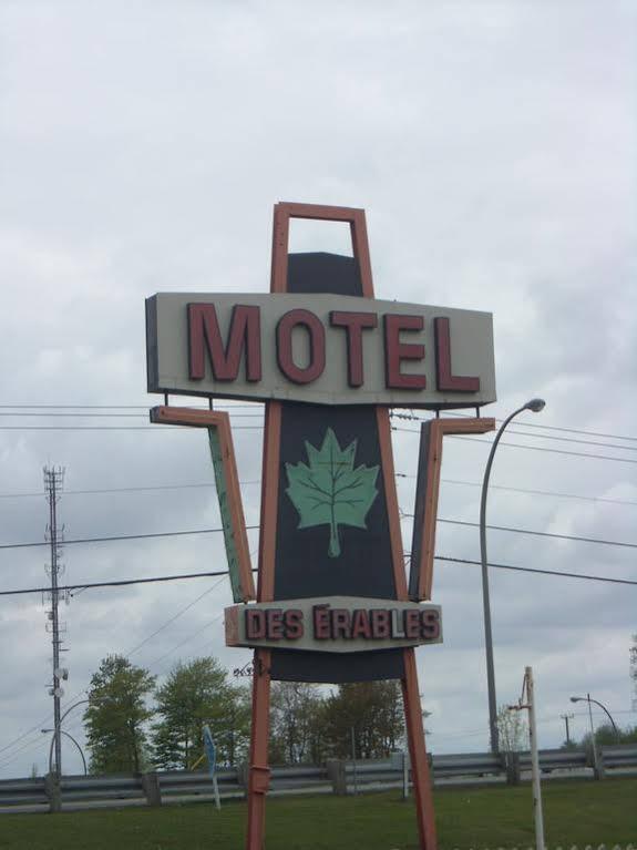Motel Des Erables Coteau-du-Lac Esterno foto