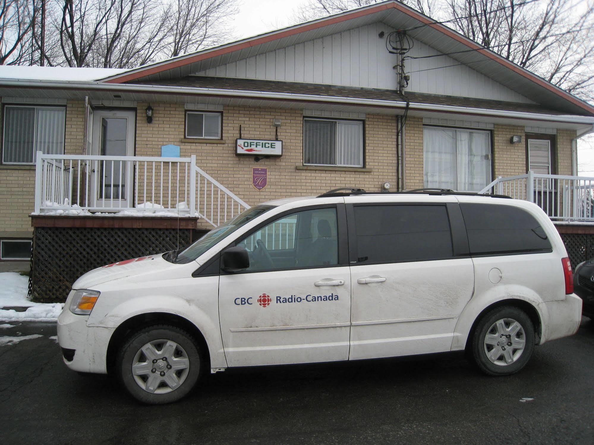 Motel Des Erables Coteau-du-Lac Esterno foto