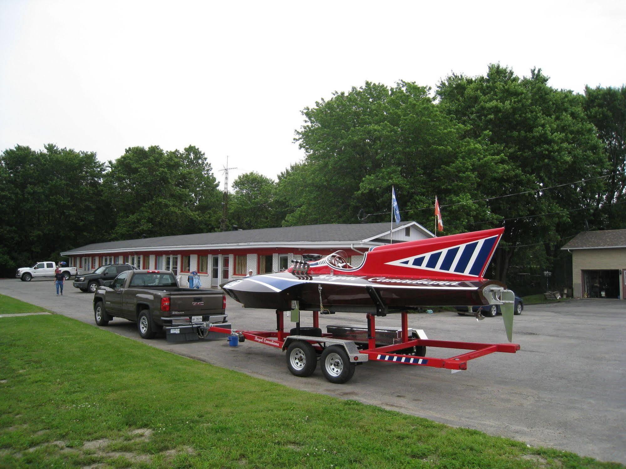 Motel Des Erables Coteau-du-Lac Esterno foto